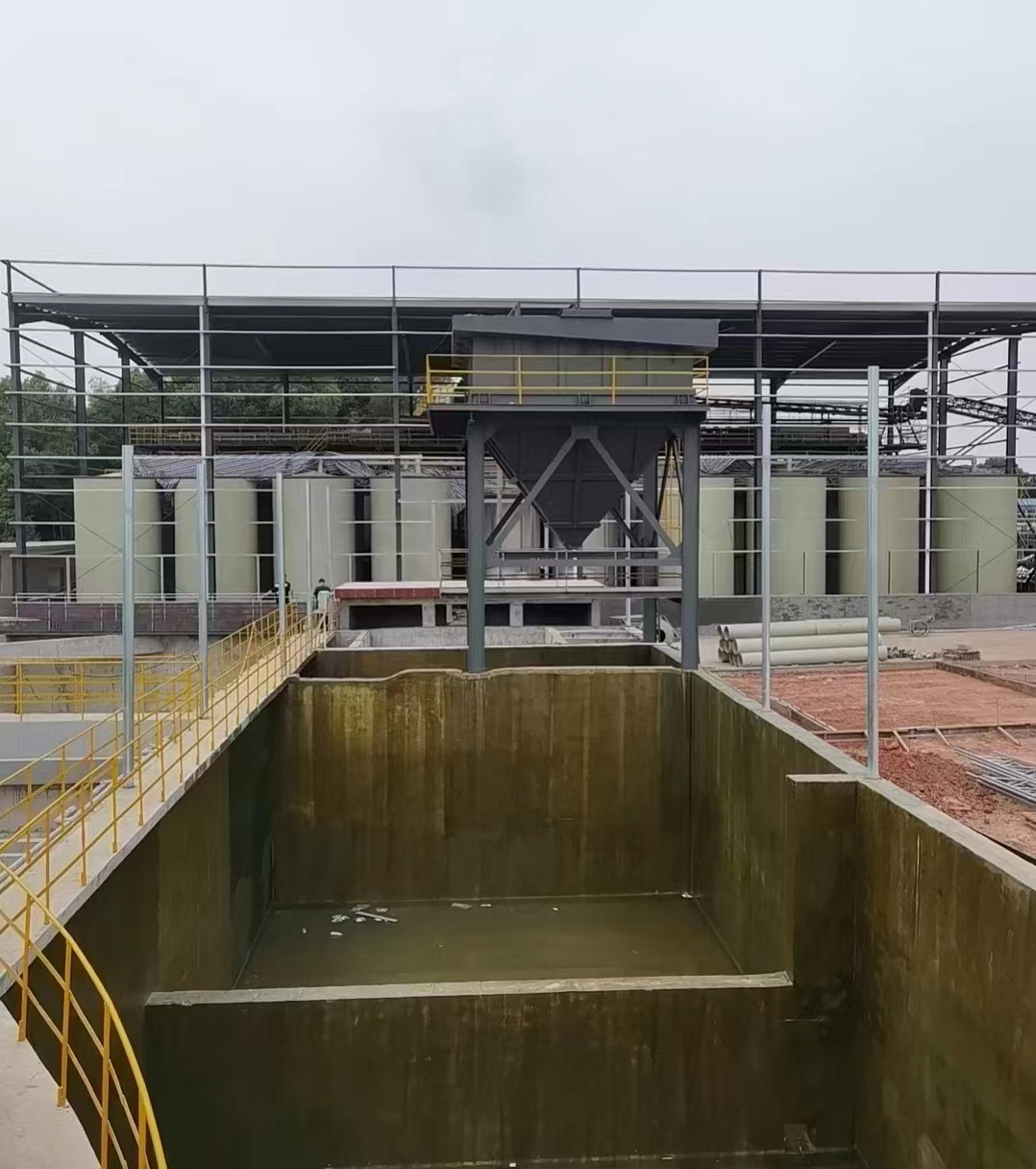 1696492635833918.jpg e65f90a56bcfded7e571f56170397c7.jpg